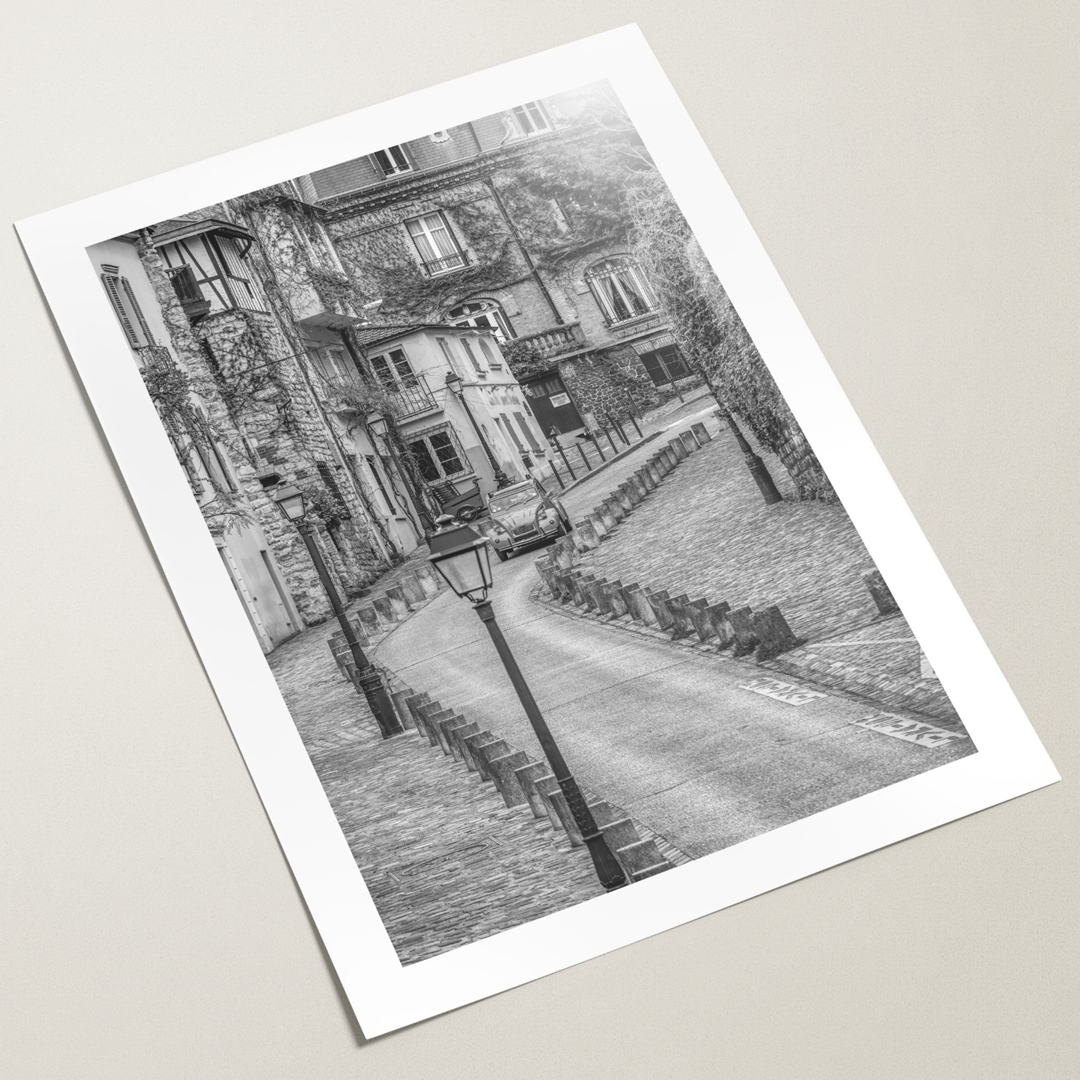 montmartre car poster